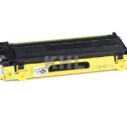 Cartouche de toner compatible TN-135Y, couleur jaune, conçue pour des impressions de haute qualité.